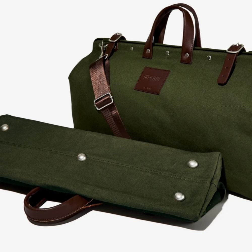 COPY - Canvas "Weekender" bag.